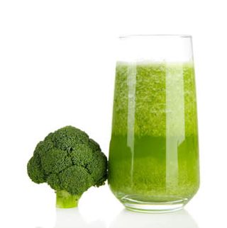 Smoothie sa spanaćem, brokolijem i nanom