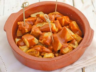 Tapa de patatas bravas