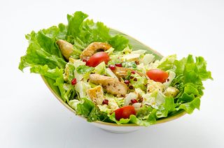 სალათი ცეზარი ქათმით