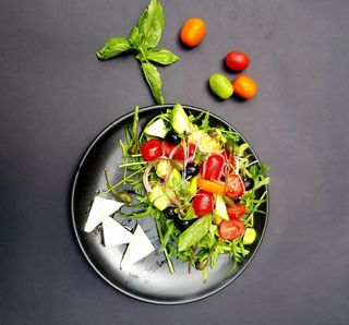 სალათი პანცანელა