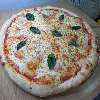 Pizza Margarita (33 Cm.)