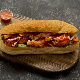 Köri Soslu Çıtır Sandviç/Crispy Sandwich with Curry Sauce