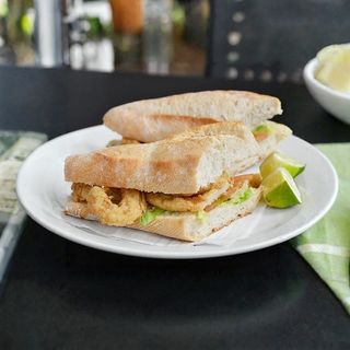 Bocadillos Calamares Especial