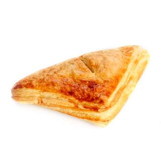 Слойка DC треугольная мясо (110 гр.)