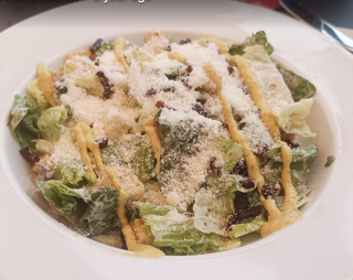 César Salad With Chicken