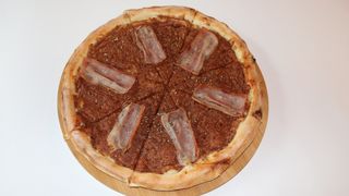 ლობპიცა ბეკონით 30cm