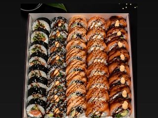 SALMON LOVERS SET 40 KAWAŁKÓW