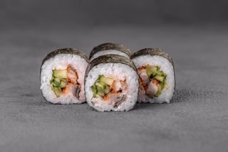 Рол Мегамакі з вугрем та огірком (160г/8шт)