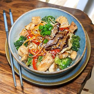 Удон з куркою (400г)