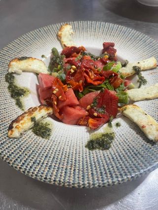 Салата със сирене талагани (400г)