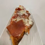Tostada de jamón serrano y queso 