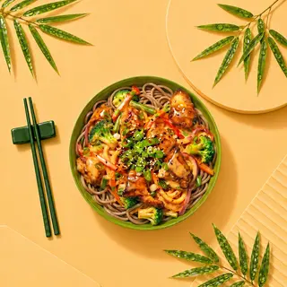 Wok Soba Pui Sos Roze