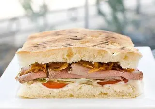 Sandwich Rosto