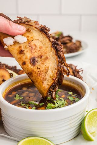 Taco De Birria De Ternera (1 Ud.)