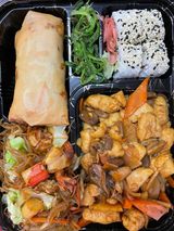 Combo P7 Menú Pollo Con Almendras