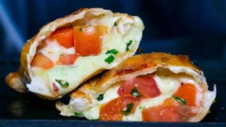 Empanada caprese vegana (1 ud.)