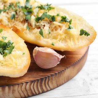 Pan De Ajo Con Queso (1 Ud.)