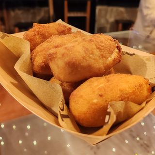 Ración croquetas caseras puerro