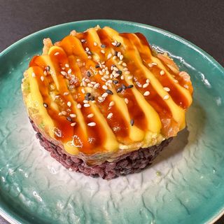 163.  TARTAR SALMÓN BLACK --1U