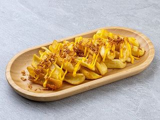 Картопляні діпи із сирним соусом