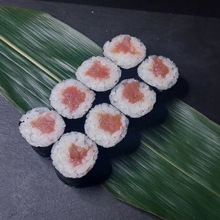 Tuna hosomaki 