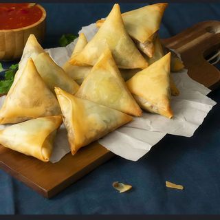 Samosa Vegetal (6 Uds.)