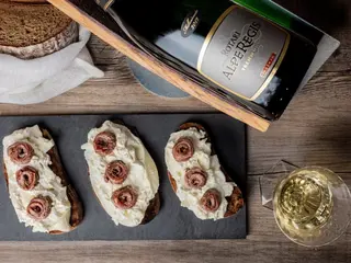 Burrata e alici