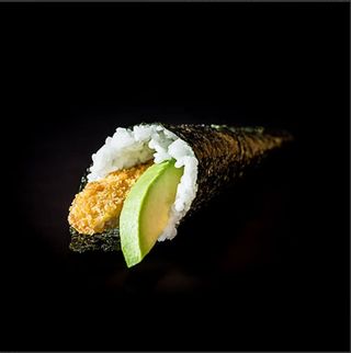Temaki De Pollo Rebosado