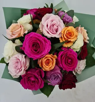Buchet mix trandafiri