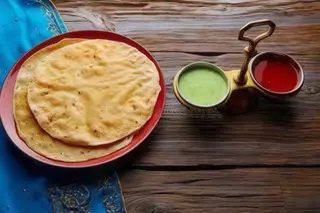 Papapadam y Salsa