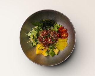Poke Con Atún Akami Y Mango