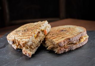 Tosta de Frango (meia ou inteira)