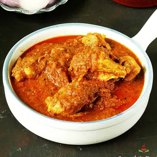 Pollo Achari
