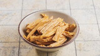 ფუჯჟუ (დამარინადებული სოიოს რძის ნაღები)