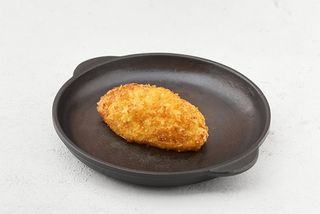 Котлета по-київськи з сиром Чеддер