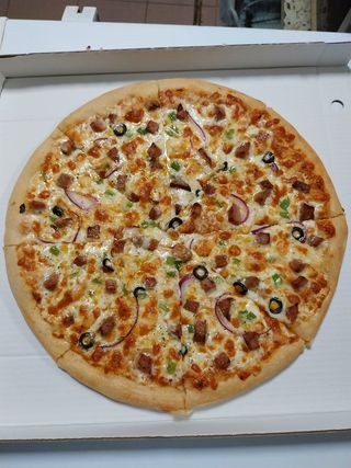 Pizza- Chicken BBQ