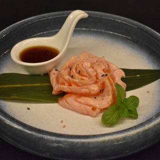Carpaccio sake flambe