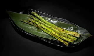 29.Espárragos A La Plancha