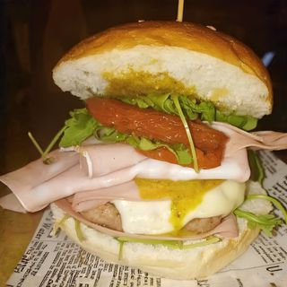 Mortadella burger