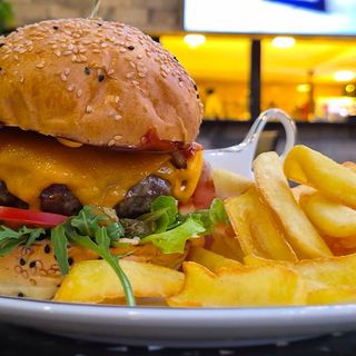 Burger de vită Phoenix