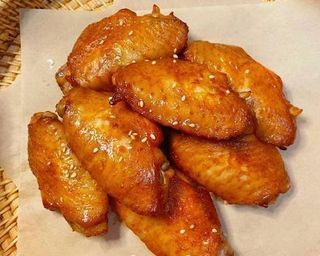 m109. Asas de Frango 8 Peças