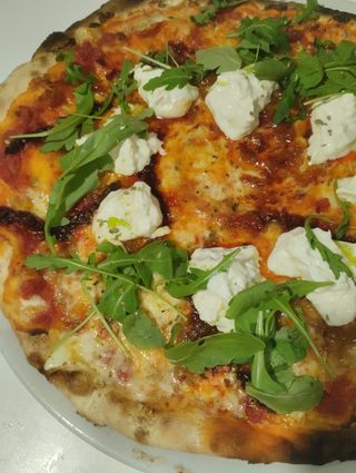 Pizza Nduja e Burrata