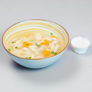 Pileća supa sa kiselom pavlakom