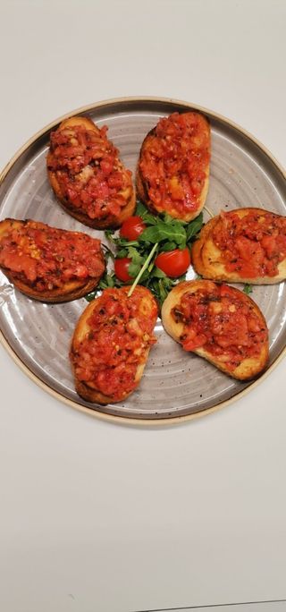 Bruschetta con prosciutto