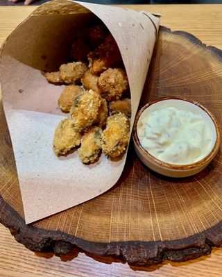 Мідії попкорн з соусом тар-тар (120/30г)