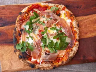 Pizza proscuitto