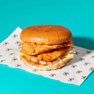 Hambúrguer Duplo de Frango com Queijo