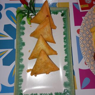 Menú Samosas (4 Uds.)