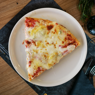 4 Formaggi - premium