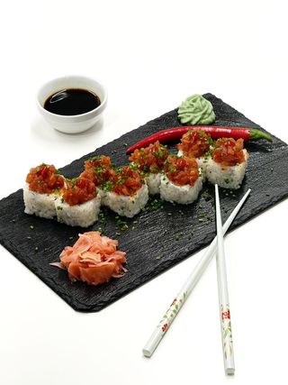 House Tuna Spicy Rolls